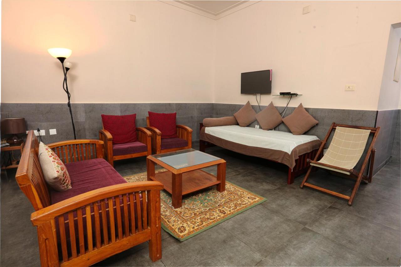 Monsoon Apartments كانور المظهر الخارجي الصورة